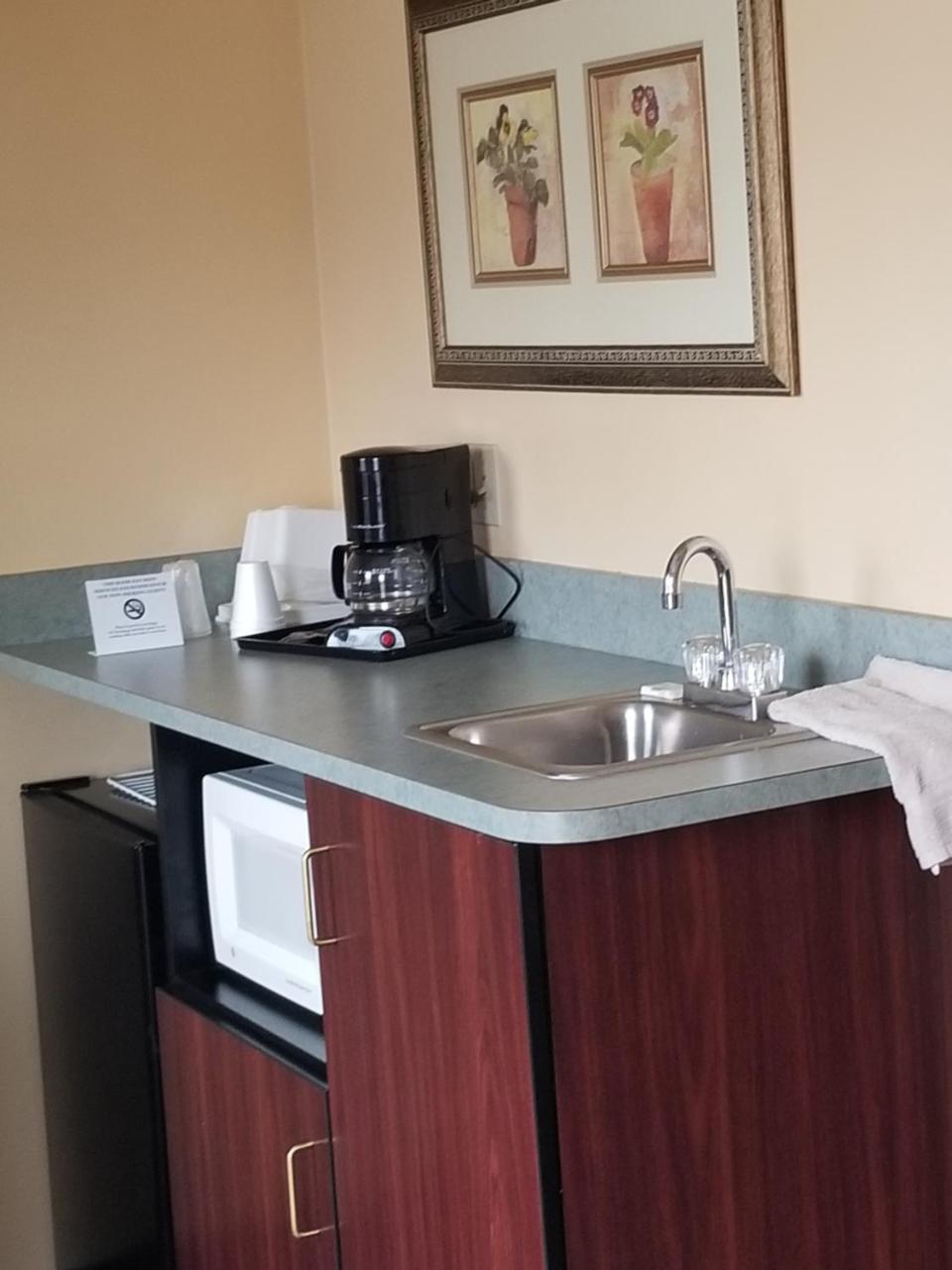 Perry-O Inn & Suites Star Junction Εξωτερικό φωτογραφία